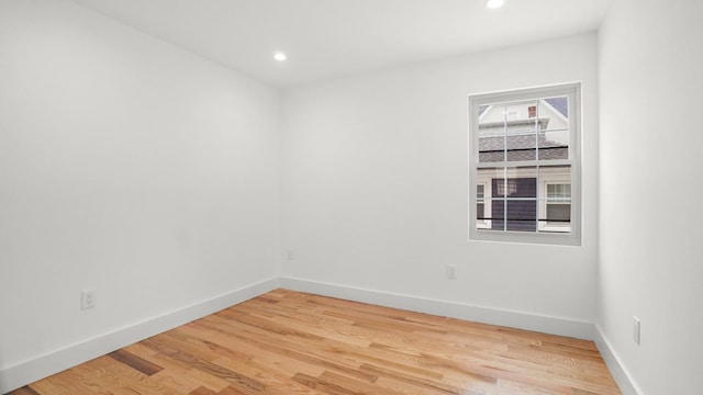 119 Rochelle Sts, Bronx, NY 10464 - photo 13