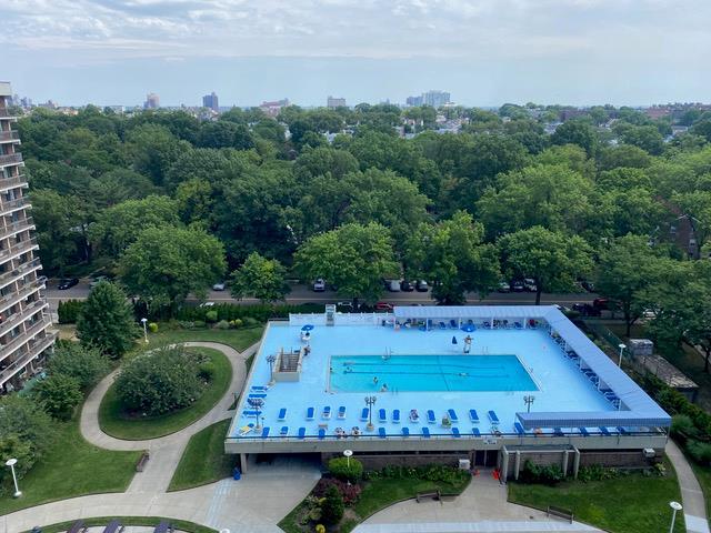 15038 Union Tpke Unit 3D, Kew Garden Hills, NY 11367 - view of pool