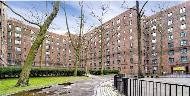 1470 E Ave Unit 5G, Bronx, NY 10462 - surrounding community