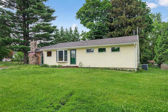11 Seth Dr, New Hampton, NY 10958 - single story home with a front yard and a chimney