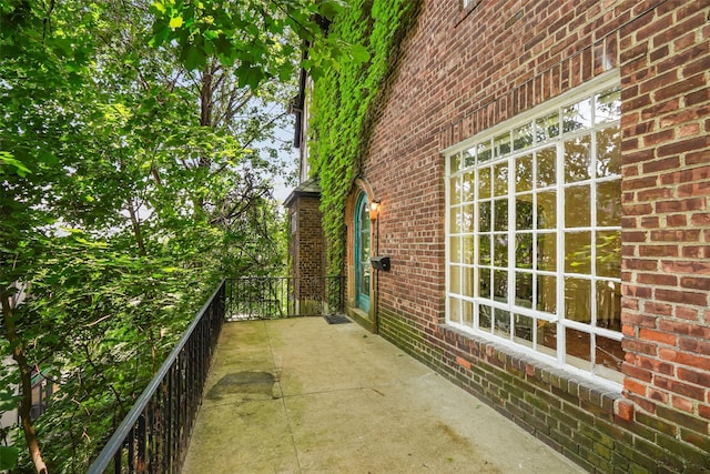 9 Bacon Ct, Bronxville, NY 10708 - view of balcony