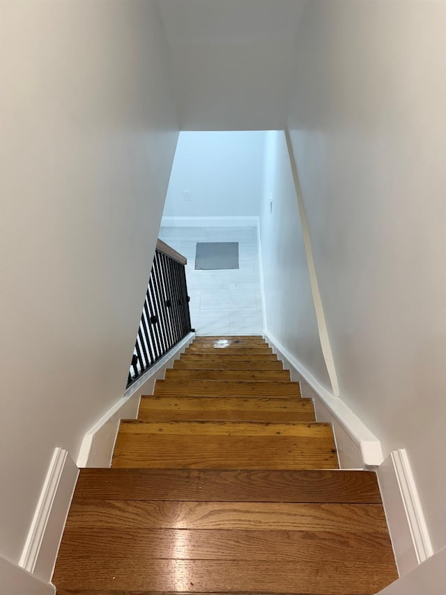 4223 Boyd Ave, Bronx, NY 10466 - view of stairway