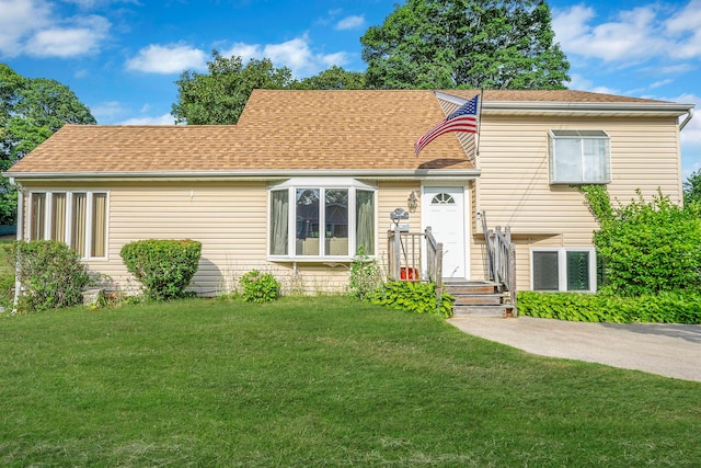 37 Cleary Rd, Ronkonkoma, NY 11779 - photo 1