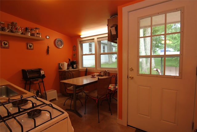 3155 Lexington Ave Unit 18Ab, Mohegan Lake, NY 10567 - dining area with plenty of natural light and vaulted ceiling