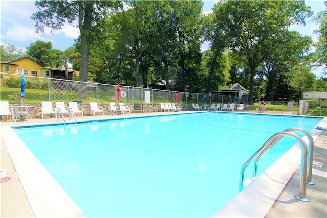 3155 Lexington Ave Unit 18Ab, Mohegan Lake, NY 10567 - community pool with view of wooded area