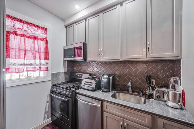 141 Branton St, Brooklyn, NY 11236 - photo 9