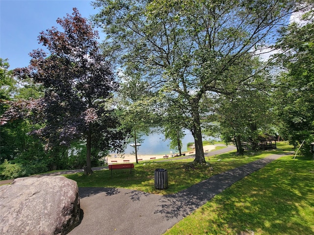 3300 Baker St Unit 16, Mohegan Lake, NY 10547 - view of community with a yard
