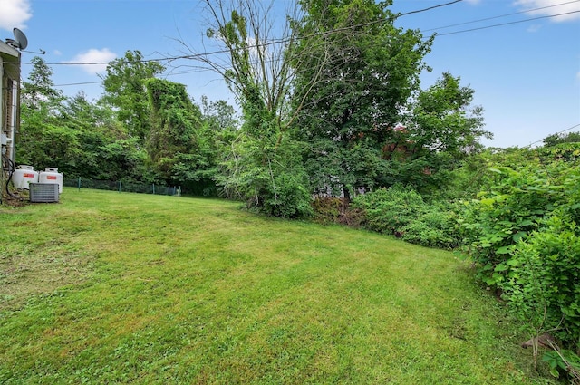 15 Claremont Trl, Monroe, NY 10950 - view of yard