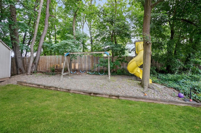 8 Argow Pl, Nanuet, NY 10954 - view of play area with a fenced backyard