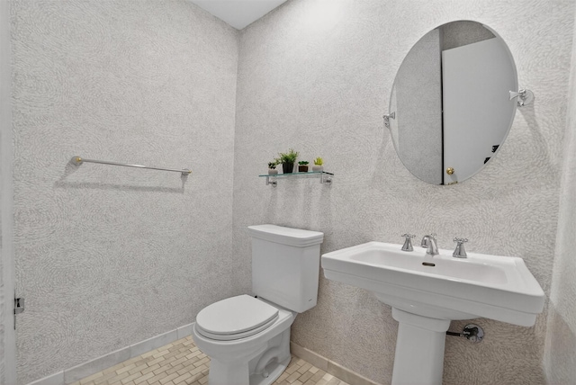 32 Spring Pond Dr, Ossining, NY 10562 - half bath with toilet