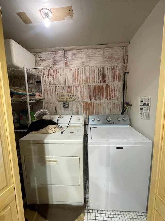 7863 79th Ln, Glendale, NY 11385 - laundry area featuring separate washer and dryer and tile patterned floors