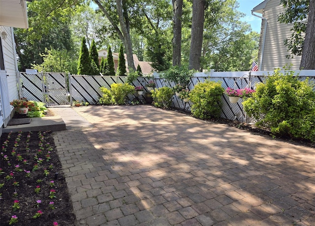 49 Hewes St, Port Jefferson Station, NY 11776 - photo 31