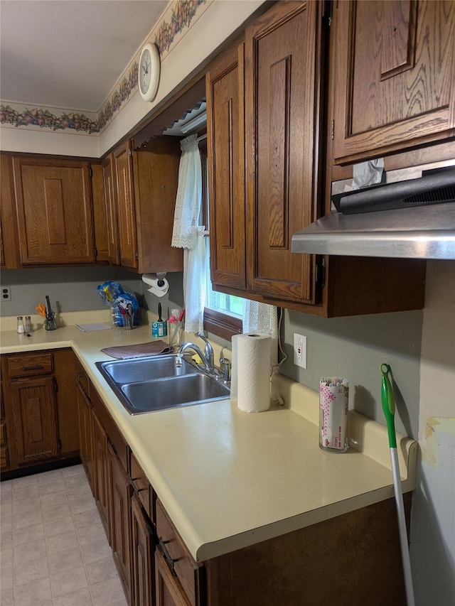 24 Delilah Ln, Plattekill, NY 12589 - kitchen with light countertops and under cabinet range hood