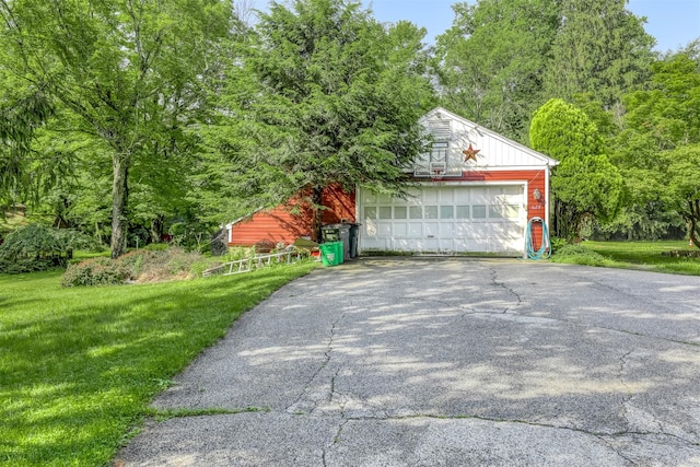 627 Haverstraw Rd, Airmont, NY 10901 - view of detached garage