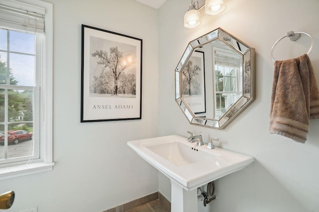 55 Winterberry Cir, Cross River, NY 10518 - bathroom featuring a sink and baseboards