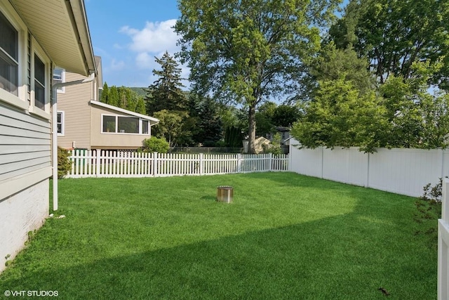 65 Union St, Beacon, NY 12508 - view of fenced backyard
