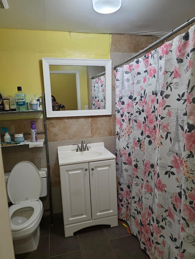 3318 104th St, Corona, NY 11368 - full bath with tile patterned floors, tile walls, vanity, and a shower with curtain