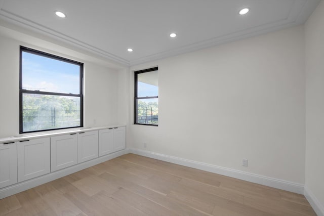4705 Henry Hudson Pkwy W Unit 6J, Bronx, NY 10471 - spare room featuring light wood-style floors and recessed lighting