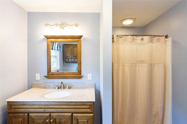 4 Pasture Ln, Poughkeepsie, NY 12603 - full bathroom featuring vanity and a shower with curtain