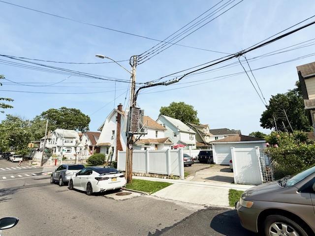 8456 164th St, Jamaica Estates, NY 11432 - photo 6