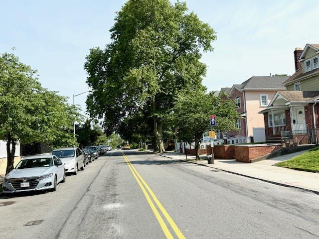 8456 164th St, Jamaica Estates, NY 11432 - photo 9