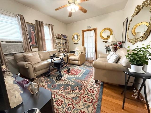 8456 164th St, Jamaica Estates, NY 11432 - photo 26