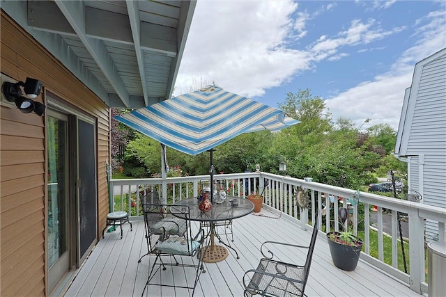 18 Larch Ct, Fishkill, NY 12524 - wooden deck with outdoor dining area