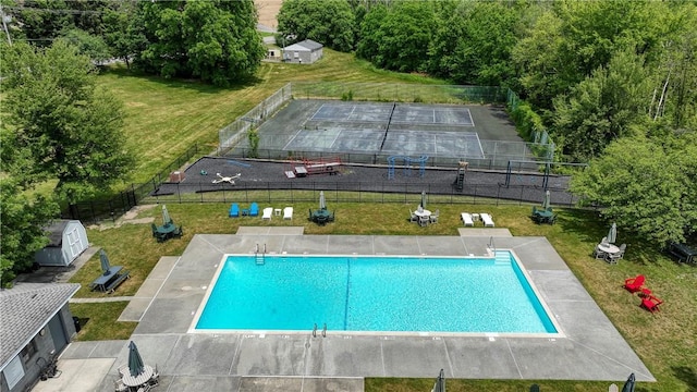 18 Larch Ct, Fishkill, NY 12524 - view of pool