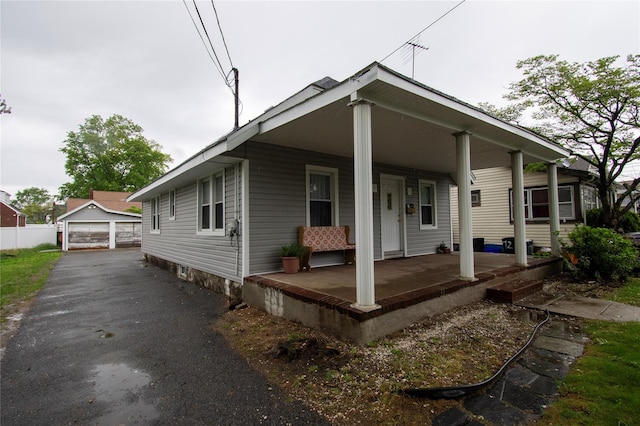 76 Henry St, Roosevelt, NY 11575 - photo 4
