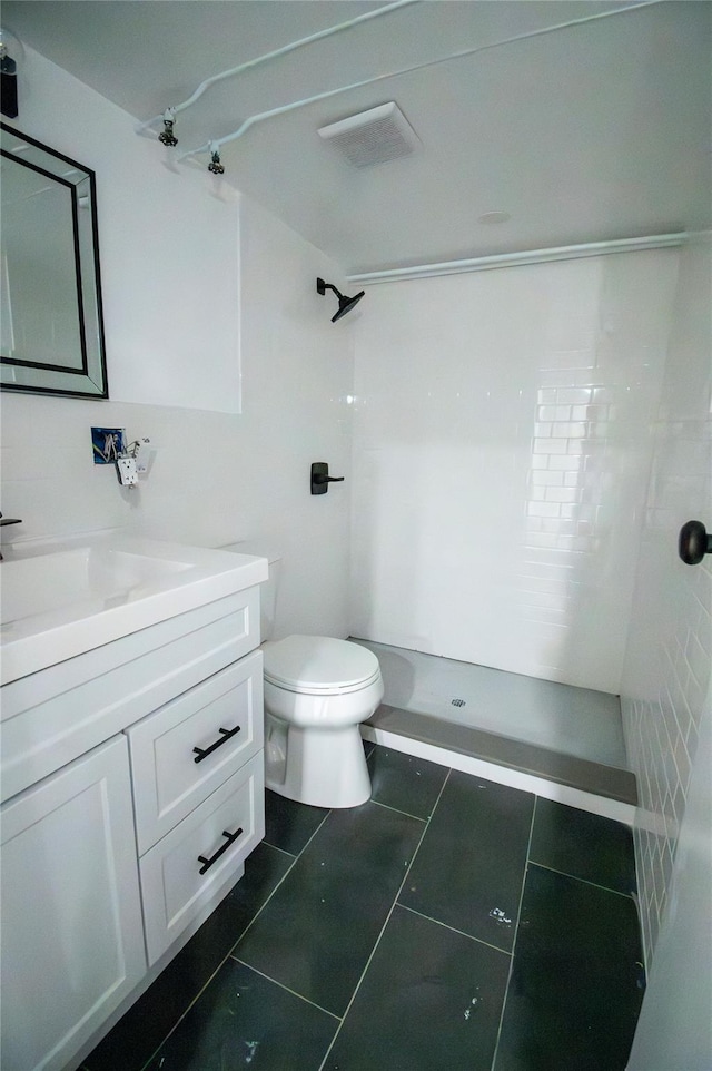 76 Henry St, Roosevelt, NY 11575 - photo 25