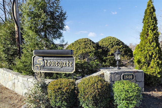 1840 Crompond Rd Unit 7D8, Peekskill, NY 10566 - view of community / neighborhood sign