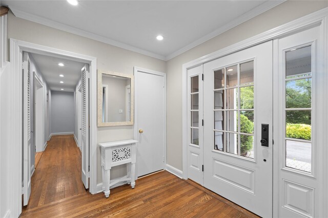156 Lefferts Rd, Woodmere, NY 11598 - entryway featuring wood finished floors, recessed lighting, and ornamental molding
