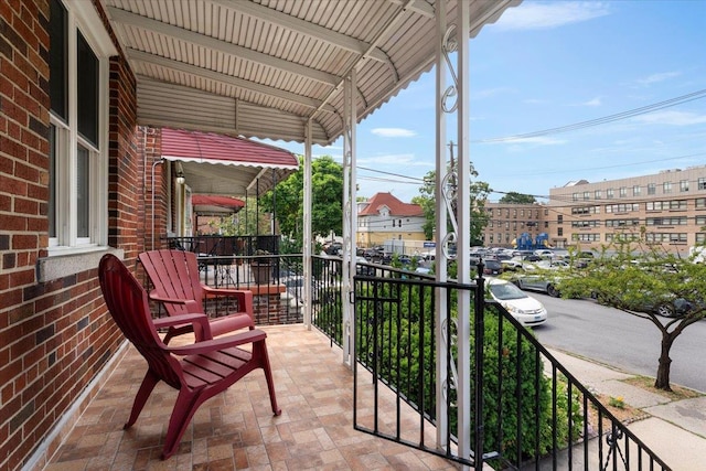 1528 Rhinelander Ave, Bronx, NY 10461 - view of covered porch