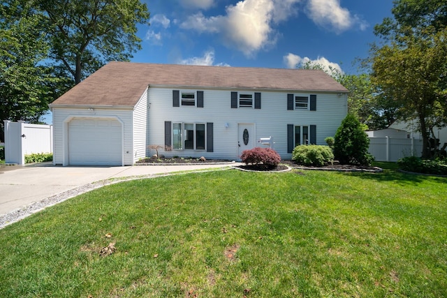 7 Lurcott Ln, Central Islip, NY 11722 - photo 3