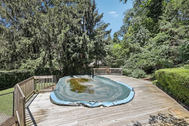 6 Cold Spring Ln, Huntington, NY 11743 - view of deck