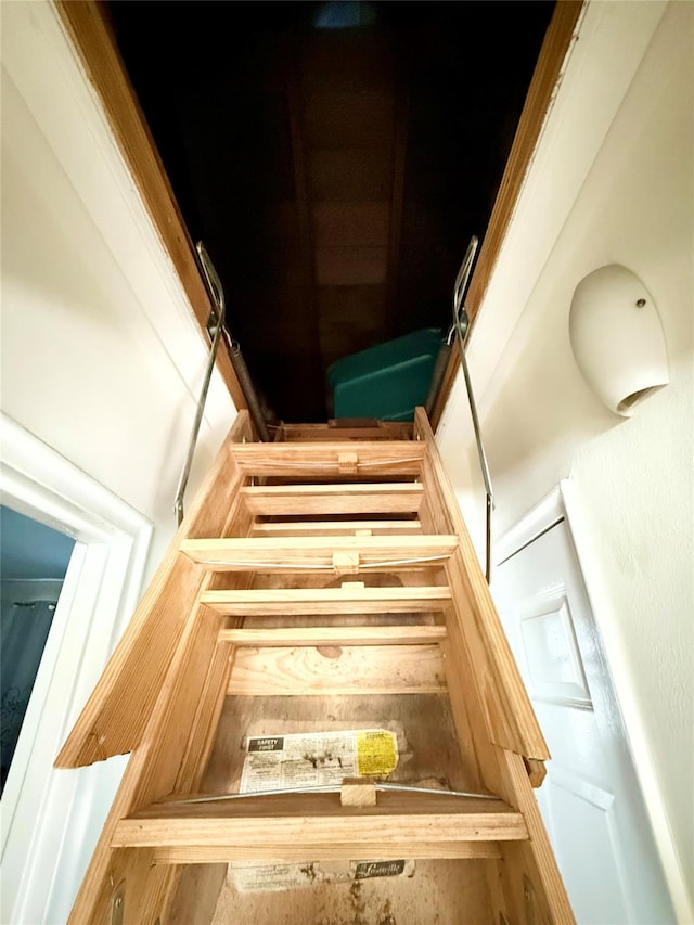 82-09 268th St Apt B, New Hyde Park, NY 11040 - view of stairway