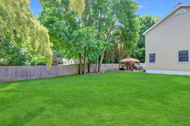 1 Willis Ave, Port Jefferson, NY 11777 - fenced backyard with a gazebo