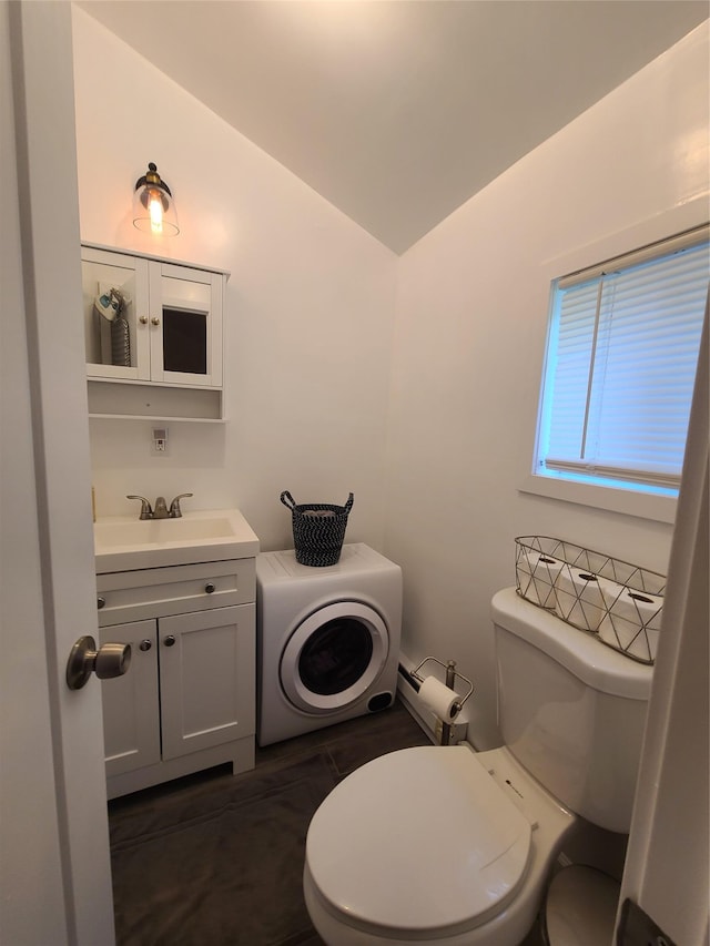 39 E James Ave, Smallwood, NY 12778 - half bath with lofted ceiling and vanity