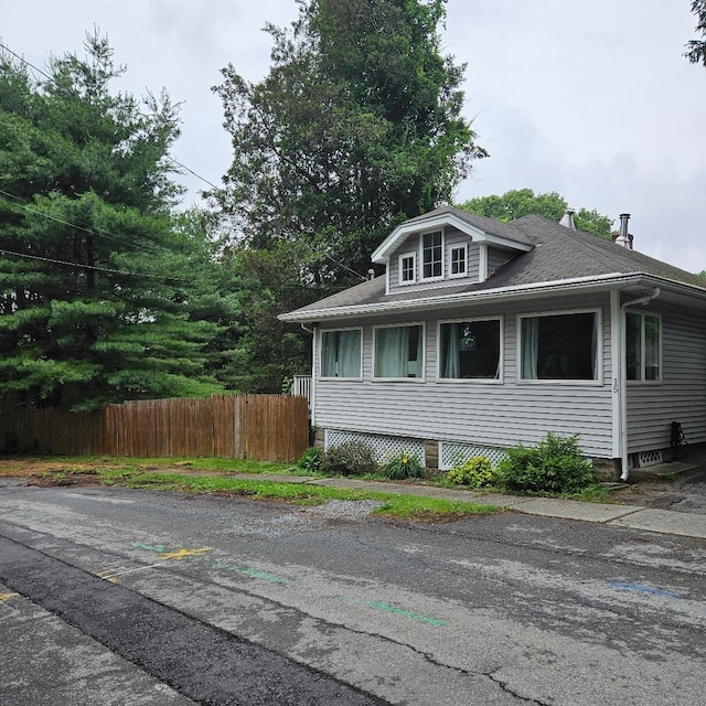15 Wilmar Ter, Poughkeepsie, NY 12601 - view of side of home featuring a shingled roof