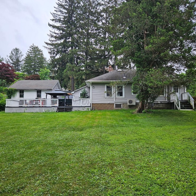 15 Wilmar Ter, Poughkeepsie, NY 12601 - view of green lawn with a deck