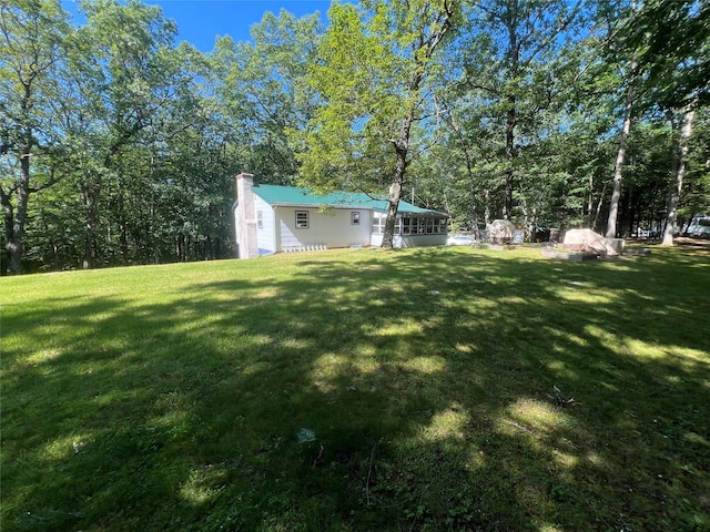 39 Hilltop Ln, Narrowsburg, NY 12764 - view of green lawn