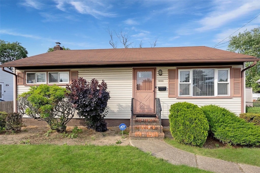 3422 Great Neck Rd, Amityville, NY 11701 - photo 1
