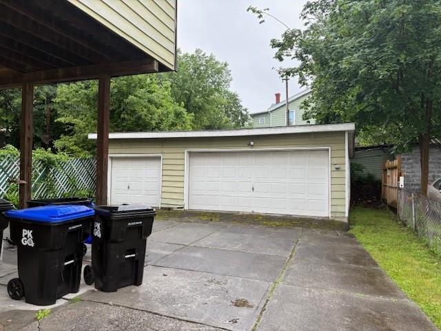 69 Delafield St, Poughkeepsie, NY 12601 - view of detached garage