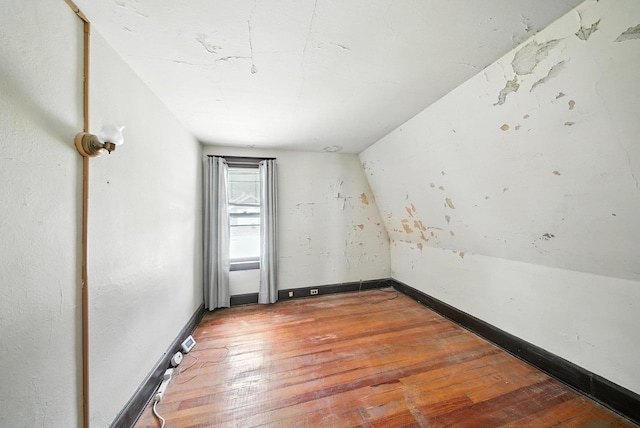 20 Columbia Ave, Middletown, NY 10940 - bonus room with hardwood / wood-style floors