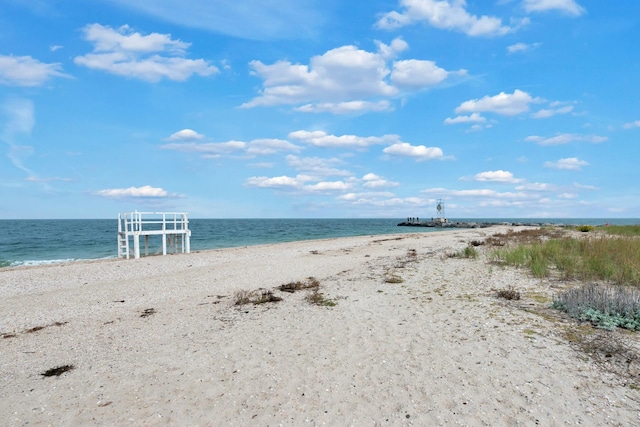 965 Breakwater Rd, Mattituck, NY 11952 - water view featuring nearby beach