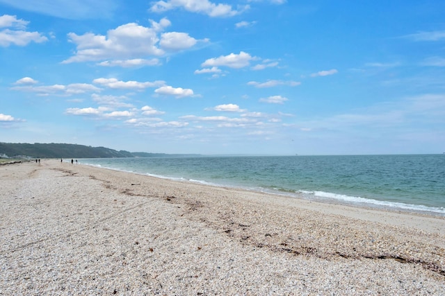 965 Breakwater Rd, Mattituck, NY 11952 - water view with local beach