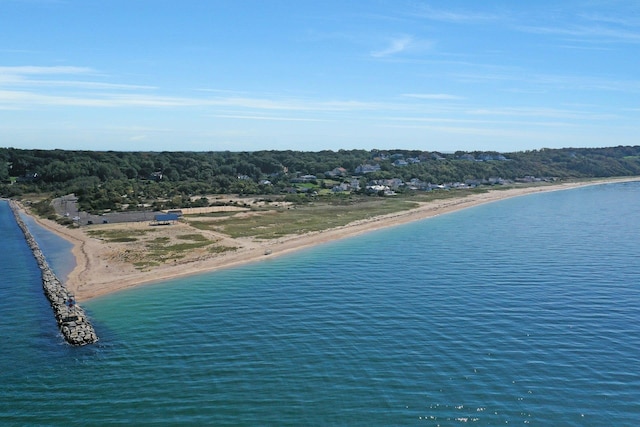 965 Breakwater Rd, Mattituck, NY 11952 - bird's eye view of a large body of water