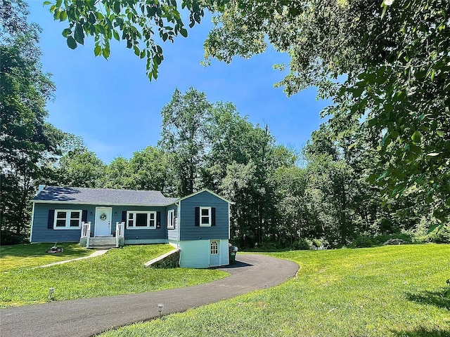12 Russell Rd, Wappingers Falls, NY 12590 - single story home featuring a front yard