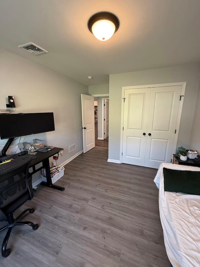 153 Ridgewood Ave, Middletown, NY 10940 - office with dark wood-type flooring and baseboards