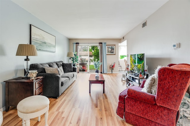 26 Cooper Rd Unit 416, Poughkeepsie, NY 12603 - living room with light wood-style floors